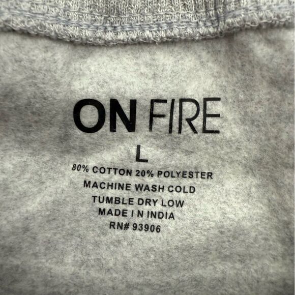 On Fire NYC Fleece Lightweight Crewneck Soft Sweatshirt Grey Size Large - Picture 3 of 6